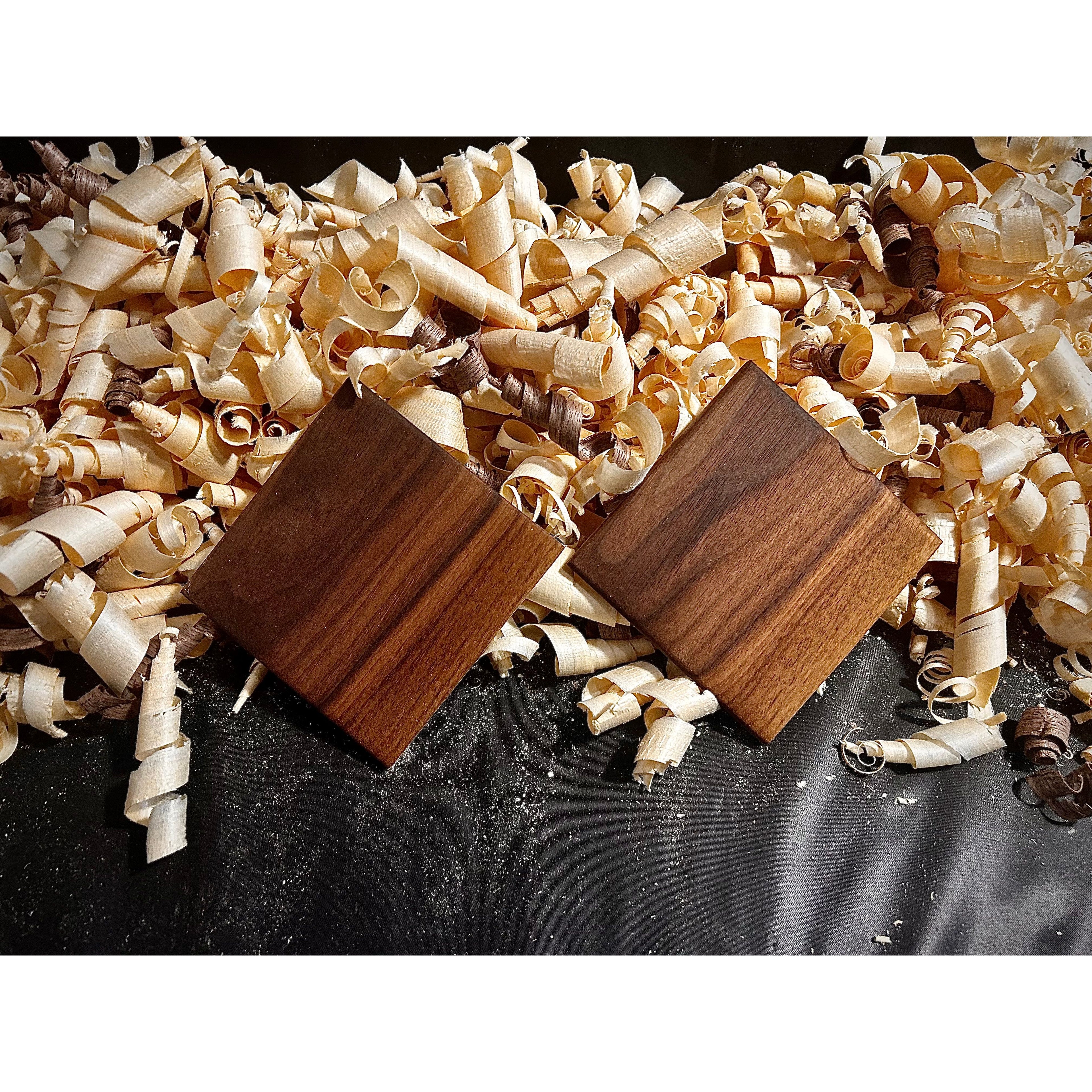 Walnut Coaster set